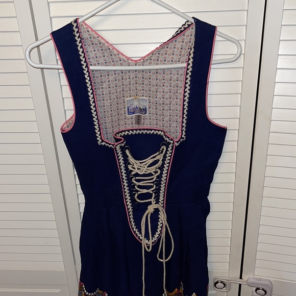 Tiroler Drindl blue pink lace up flower fits like an Xs - Picture 3 of 6